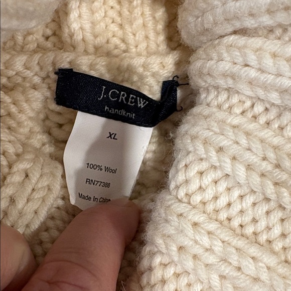 J.Crew hand knit 100% Wool, cream turtleneck sweater. - Picture 7 of 7